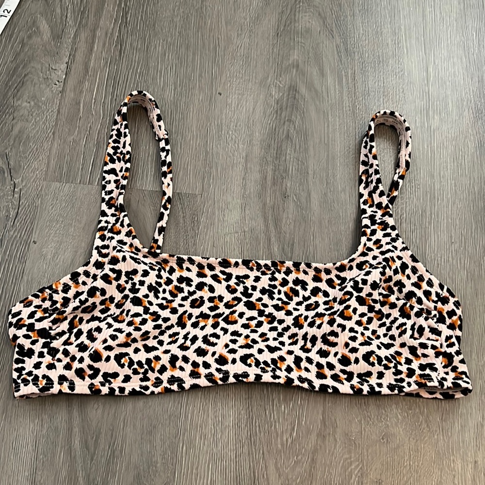 Swimming top . Size L